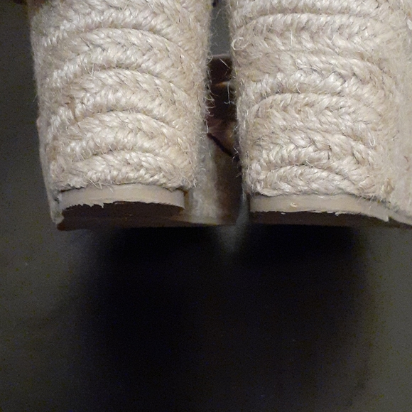 Wedge sandal - Picture 6 of 7